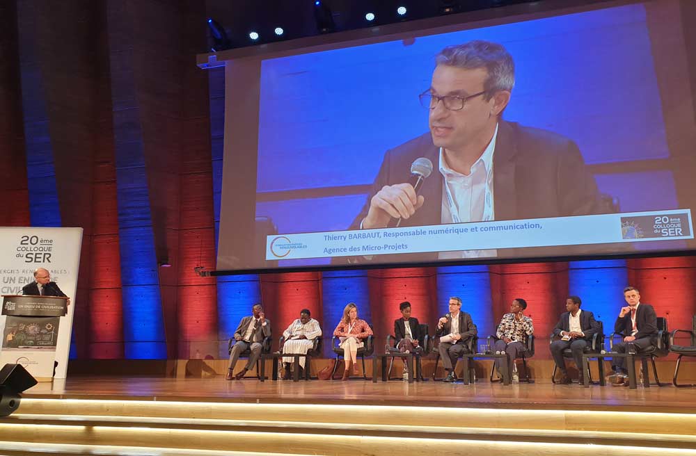 Présentation du numérique en levier des thématiques du développement lors du 20ème colloque du Syndicat des énergies renouvelables à l'UNESCO